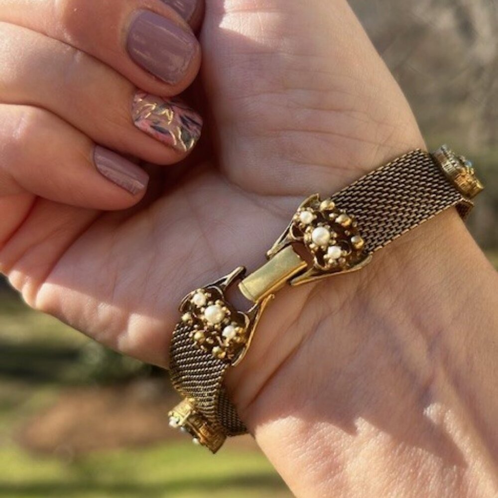 GOLDETTE NY Victoria Revival Gold Mesh BRACELET - Picture 2 of 12